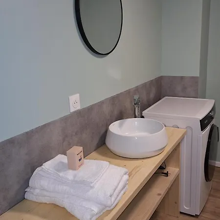 Spacieux Climatise Au Coeur De L'avesnois Apartament